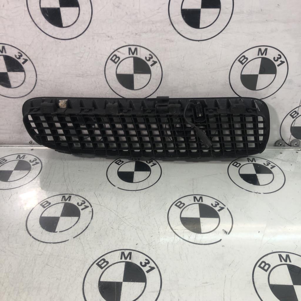Baie de pare brise BMW X5 E53  - 1