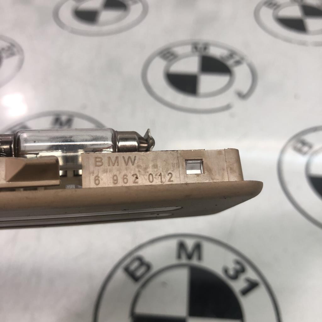 Eclairage de plafonnier BMW SERIE 5 E60 PHASE 2 Diesel - 1