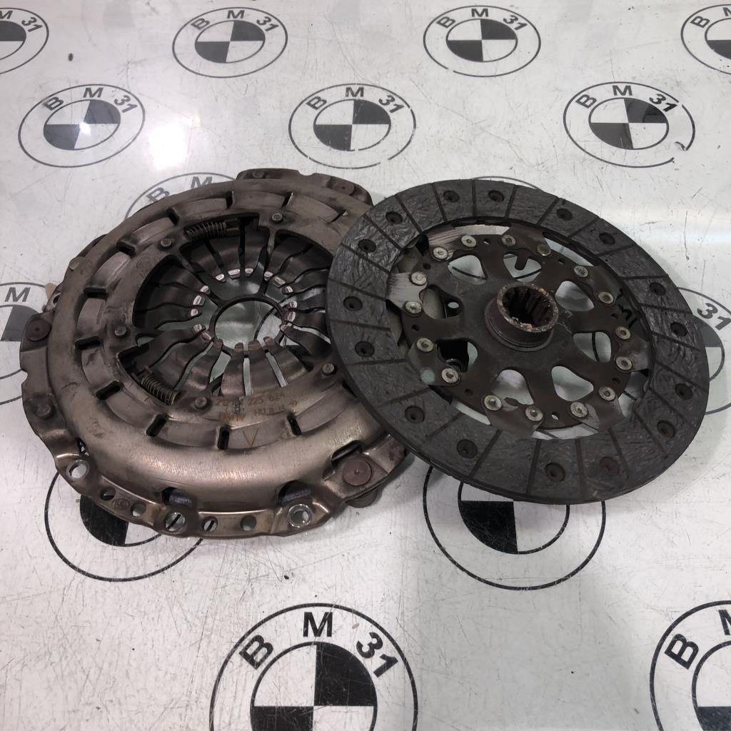 Embrayage BMW SERIE 3 E46 PHASE 1 Essence - 1