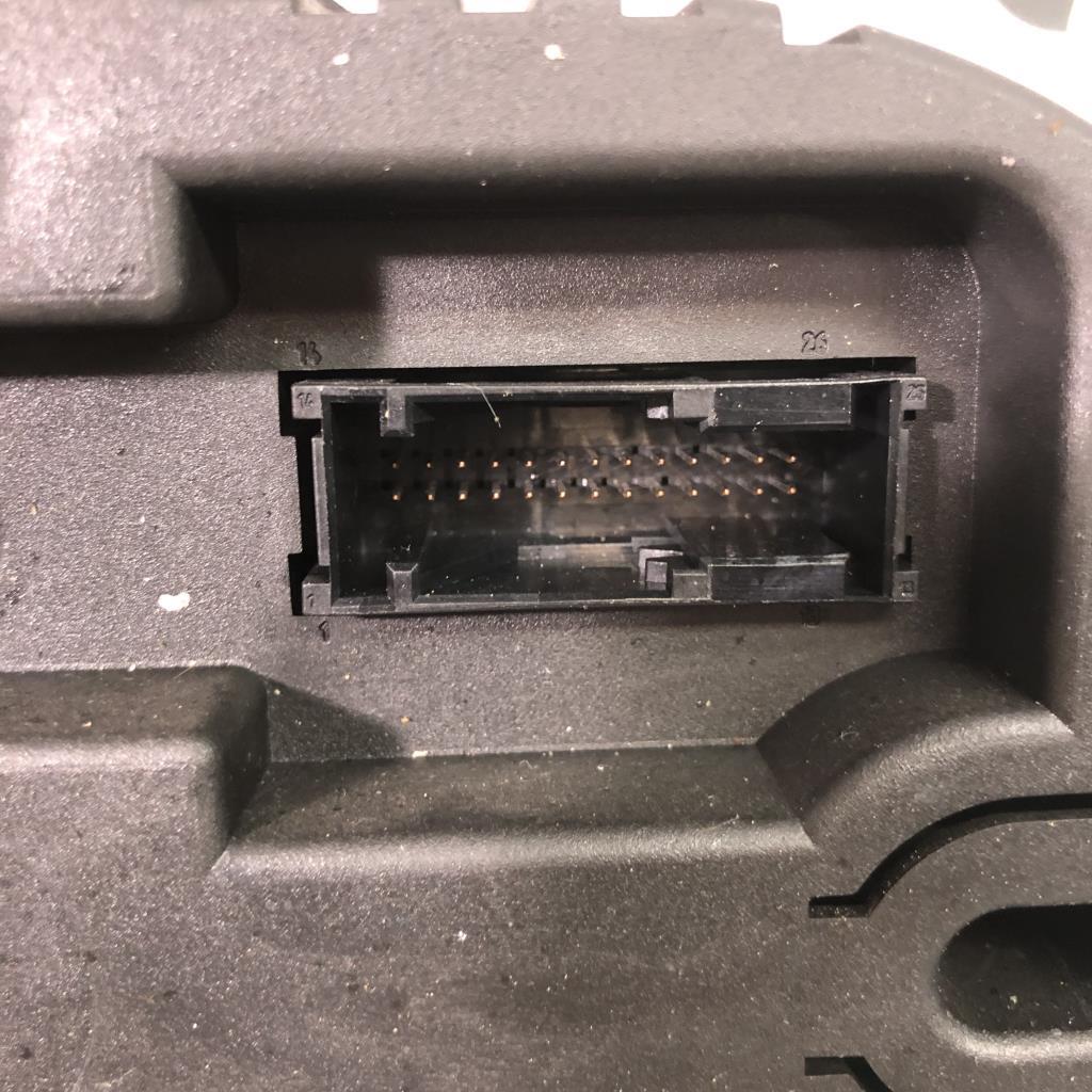 Compteur BMW X3 E83 PHASE 1  - 1