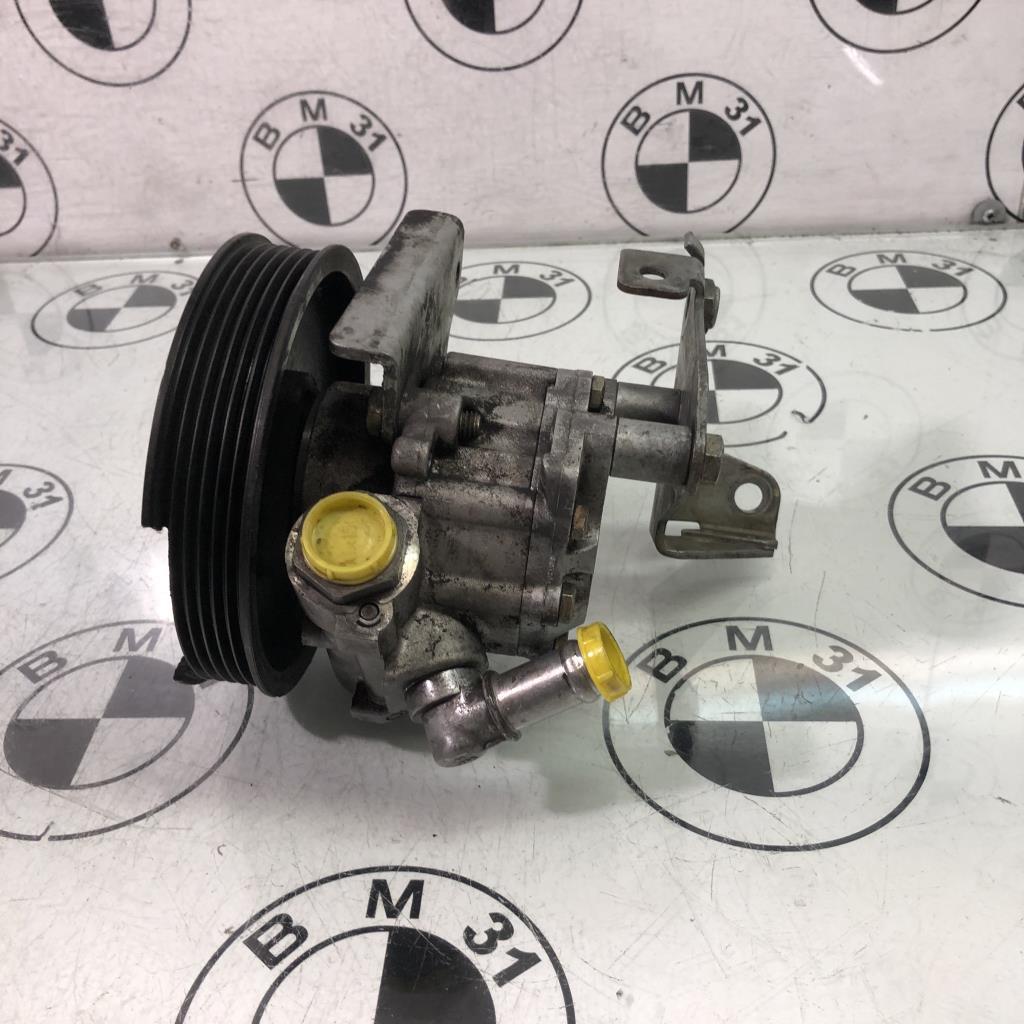 Pompe de direction BMW X5 E53  - 1