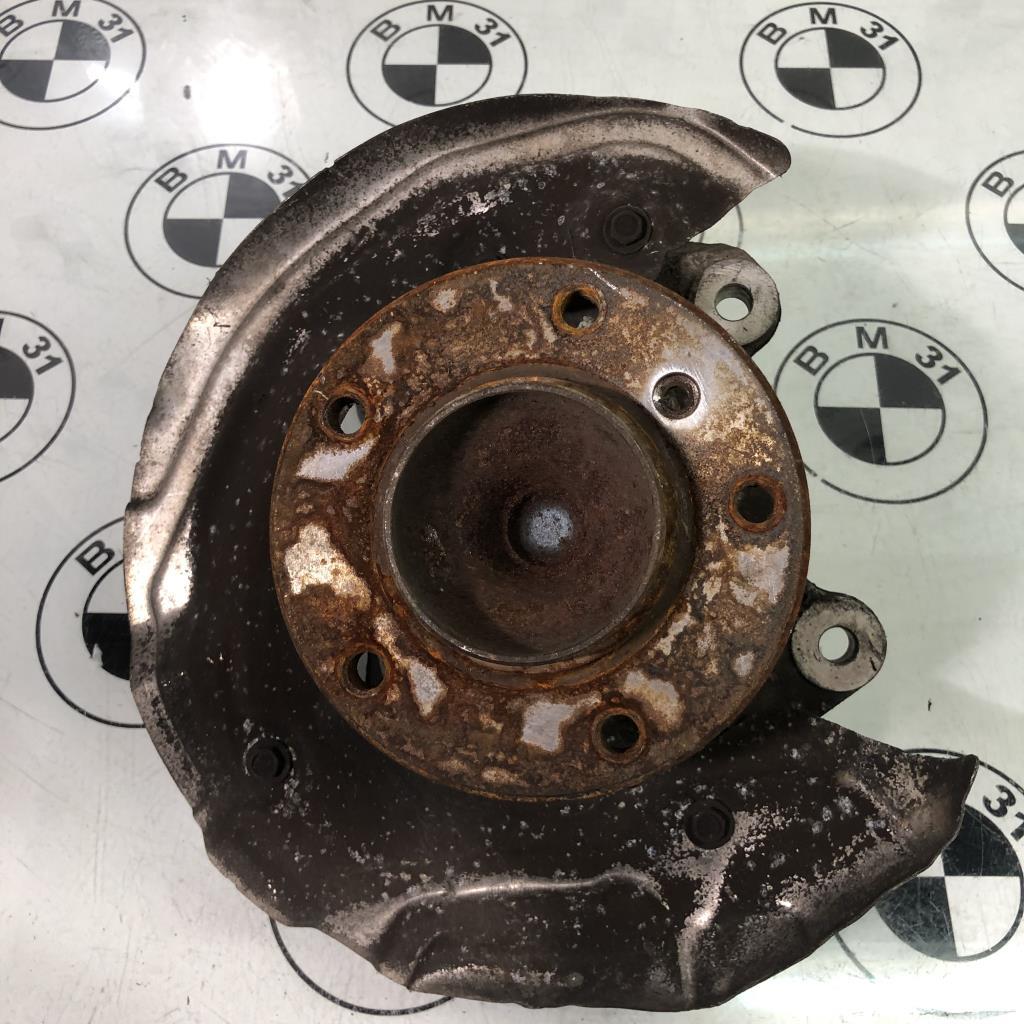 Fusee avant gauche BMW SERIE 1 E81  - 1