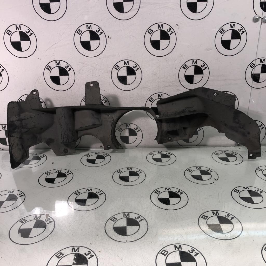 Cache sous moteur BMW X5 E53  - 1