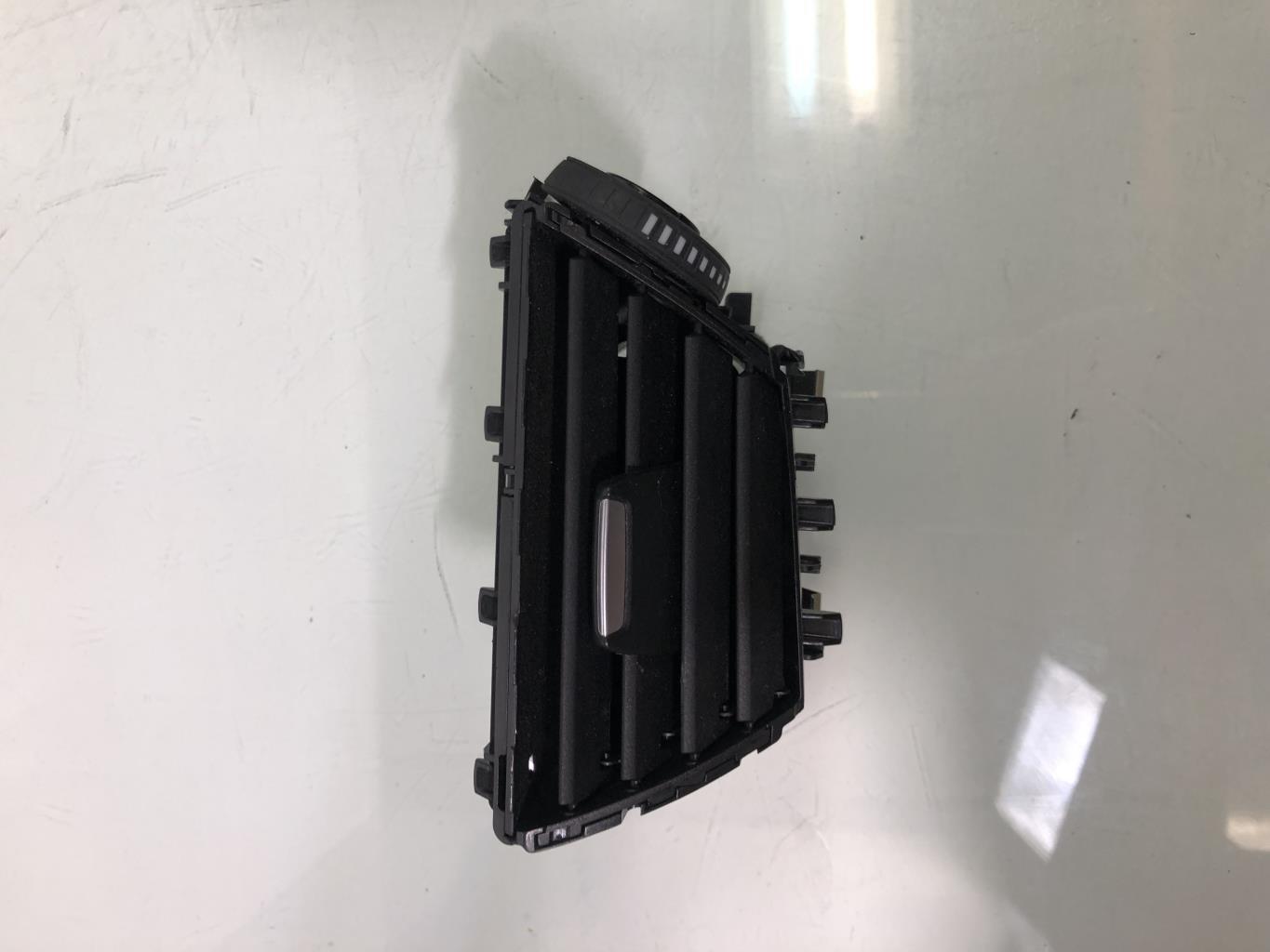 Bocchetta aerazione cruscotto anteriore destra BMW SERIE 1 F20 PHASE 1 Diésel - 1