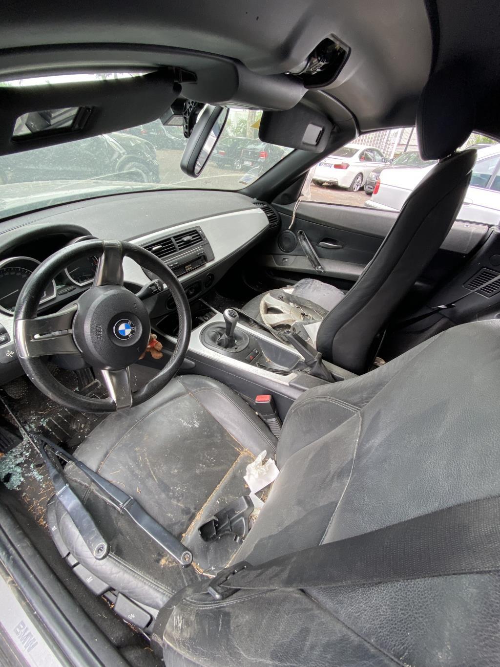 Bouton de warning BMW Z4 E85 ROADSTER PHASE 2 CABRIOLET Essence - 1
