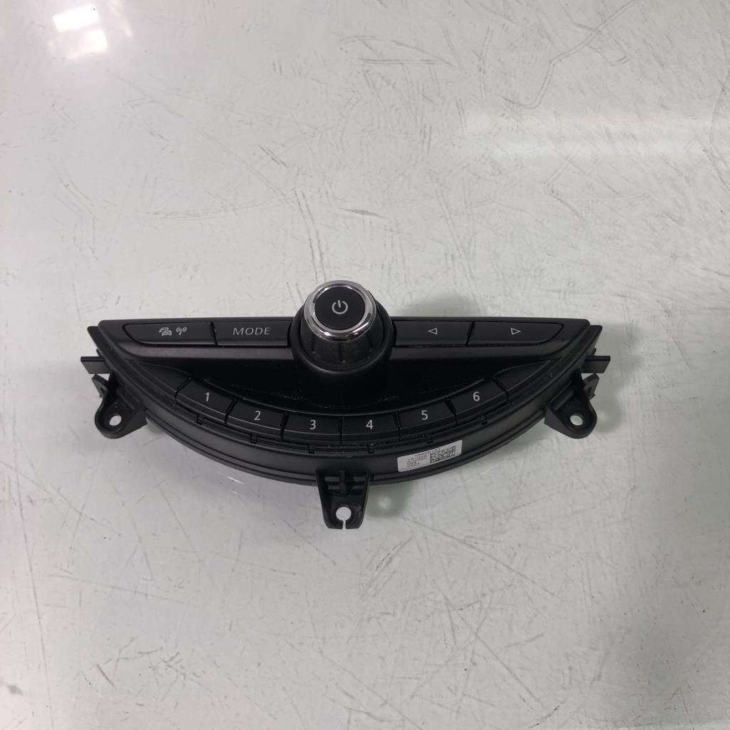 Commande autoradio MINI MINI 3 F54 CLUBMAN PHASE 1 BREAK Essence - 1