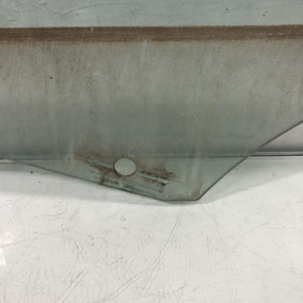 Vitre avant gauche BMW X1 E84 PHASE 1  - 1