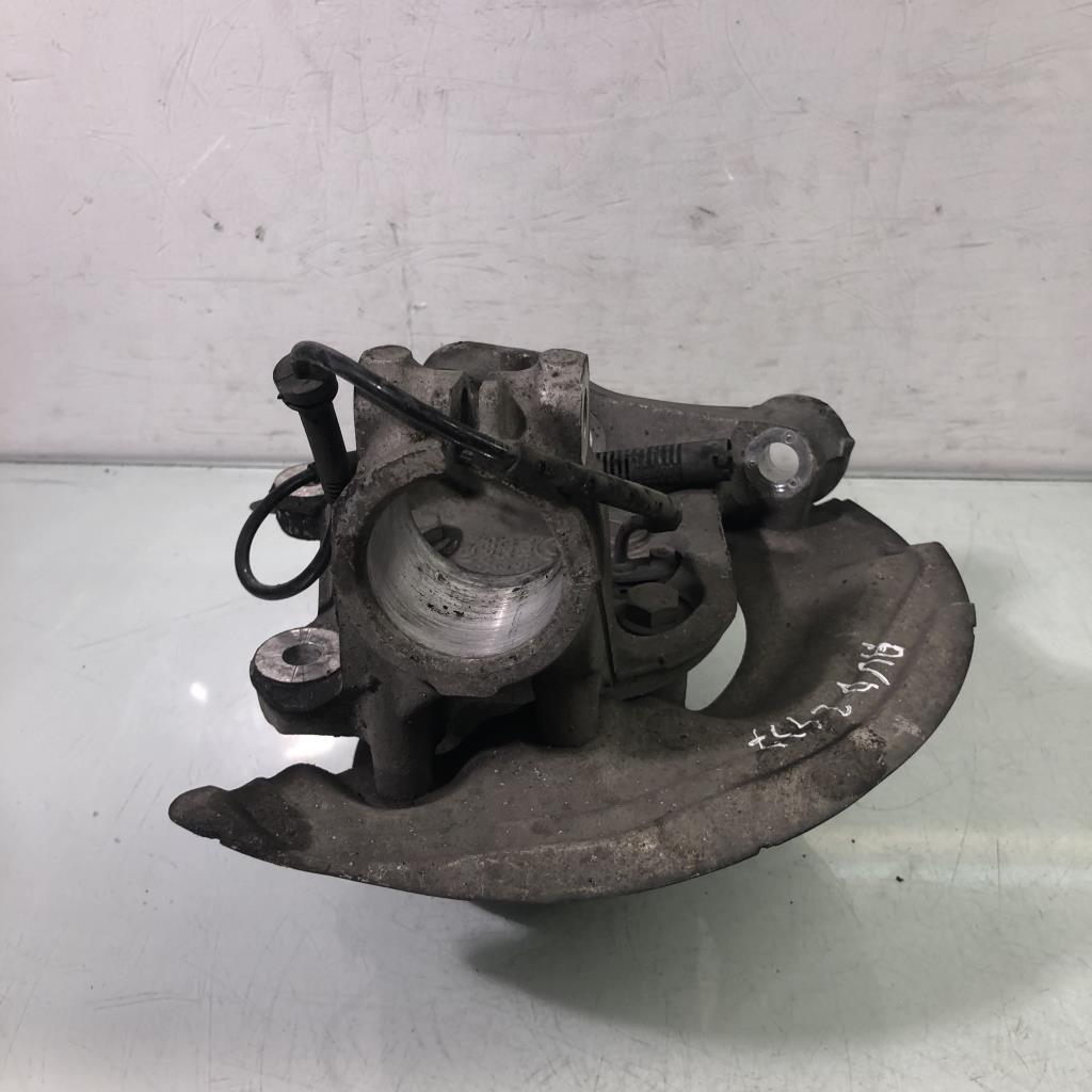 Fusee avant droit BMW SERIE 1 E81 Diesel - 1