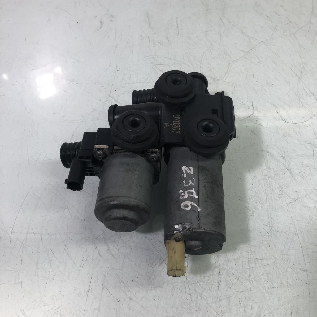 Robinet de chauffage BMW X3 E83 PHASE 2 Diesel - 1