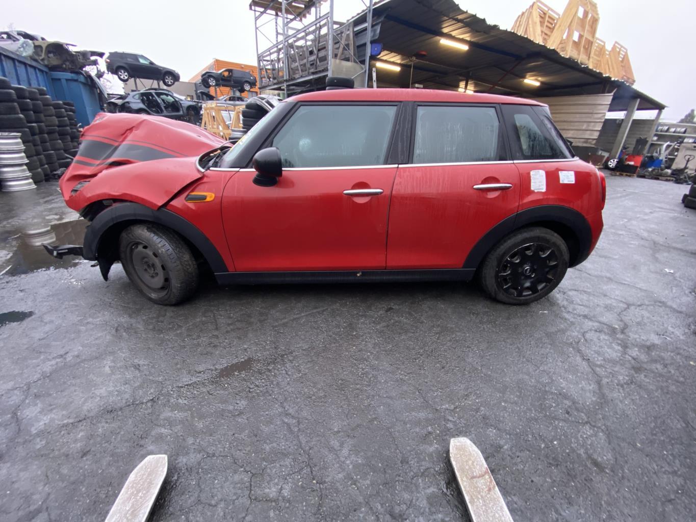 Fusee avant gauche MINI MINI 3 F55 Diesel - 1