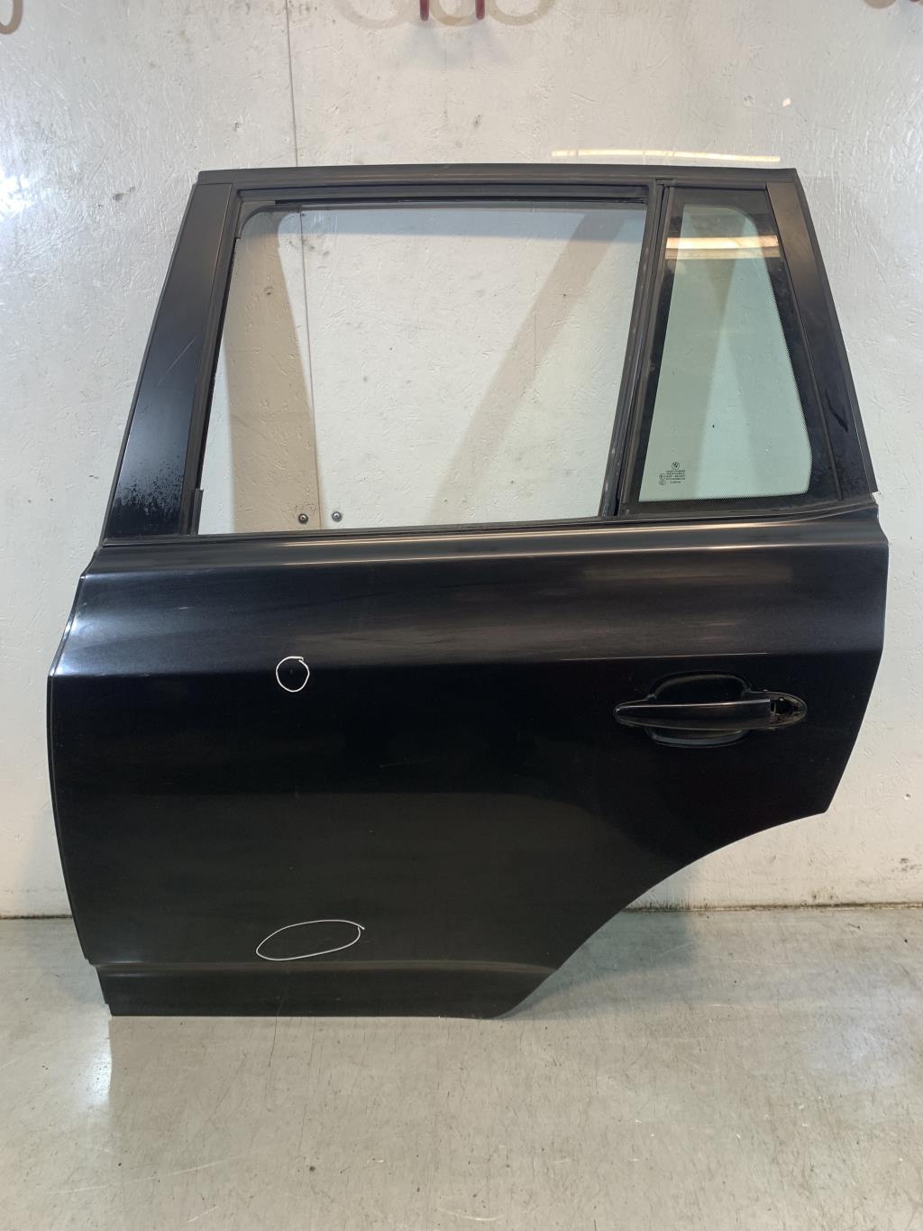 Puerta trasera izquierda BMW X3 E83 PHASE 1  - 1