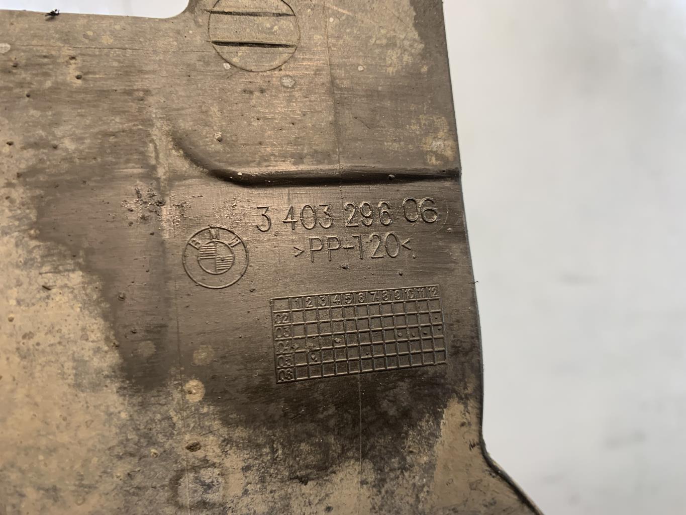 Cache moteur  BMW X3 E83 PHASE 2 Diesel - 1