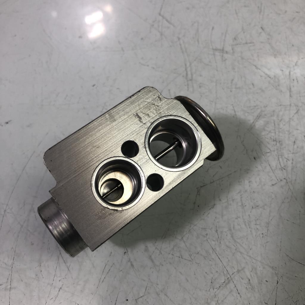 Regolatore pressione clima BMW SERIE 1 E87 PHASE 2 Diésel - 1