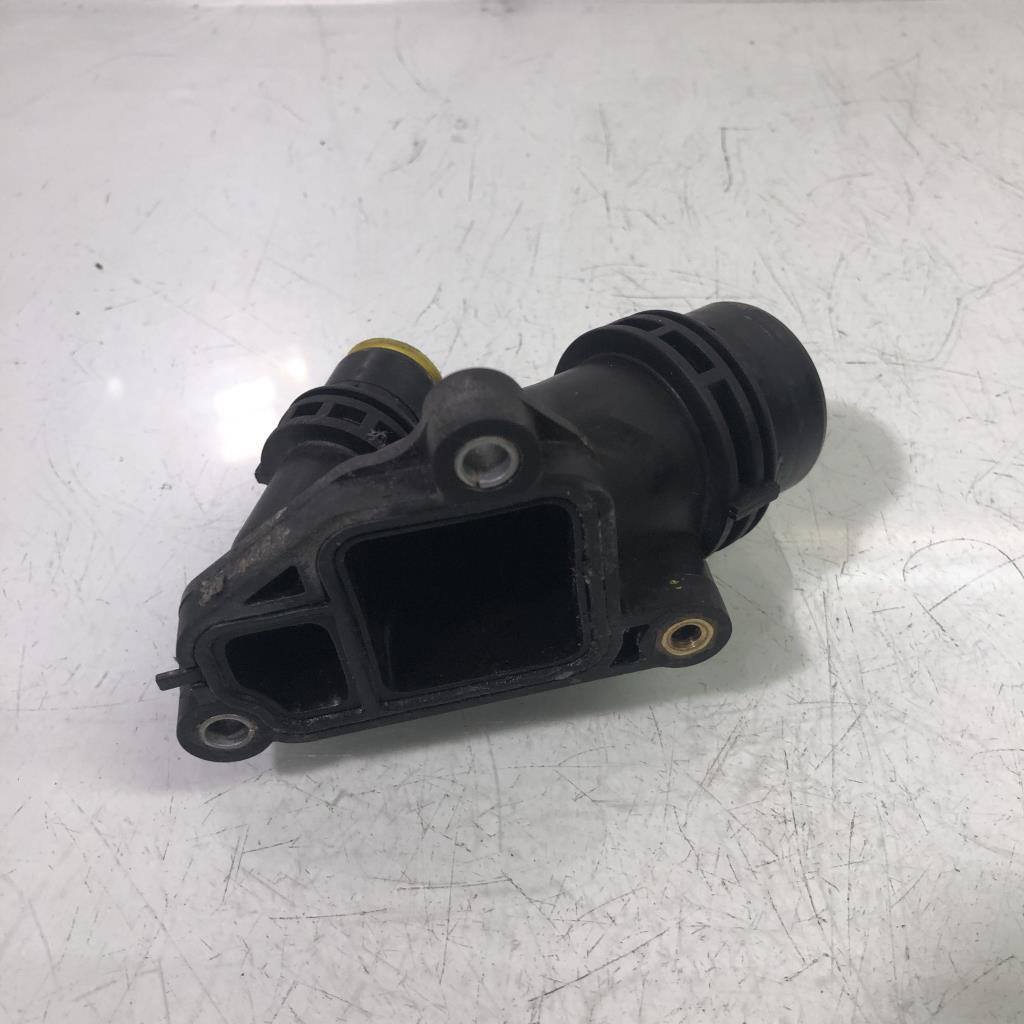 Boitier eau BMW SERIE 3 E90 PHASE 2  - 1