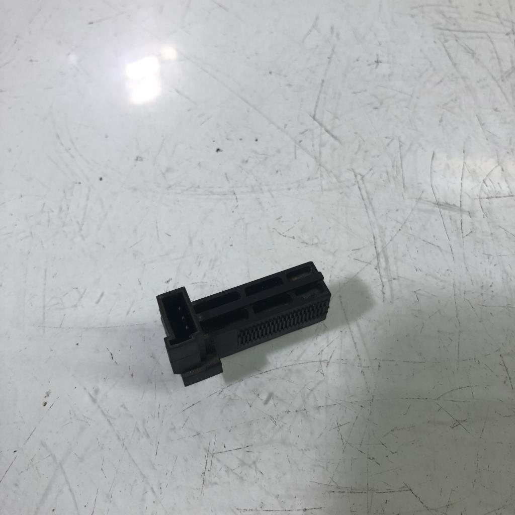 Contattore luce stop BMW SERIE 3 E90 PHASE 1 Diésel - 1