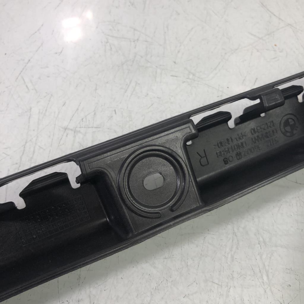 Support de pare chocs arriere BMW X3 E83 PHASE 1  - 1