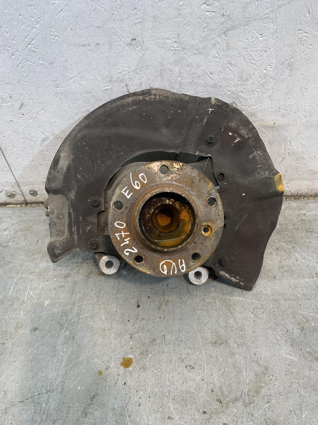 Fusee avant droit BMW SERIE 5 E60 PHASE 2 Diesel - 1