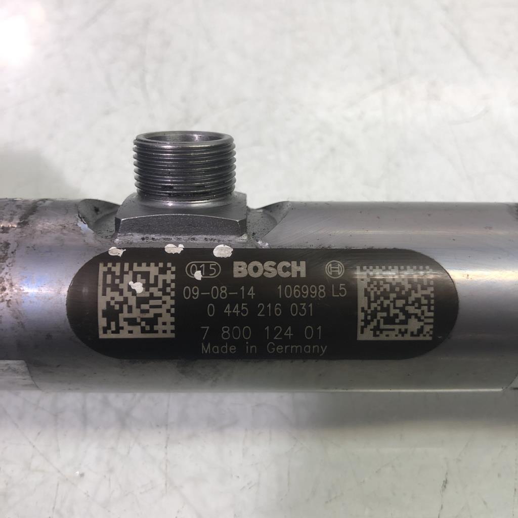 Rampe injection BMW SERIE 7 F01 PHASE 1 Diesel - 1