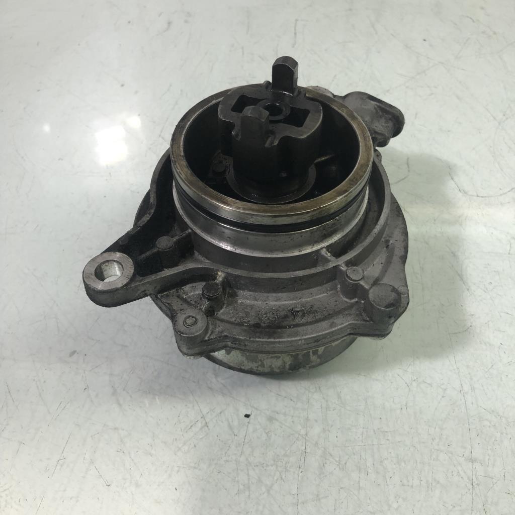 Pompe à vide BMW SERIE 5 E60 PHASE 1 Diesel - 1