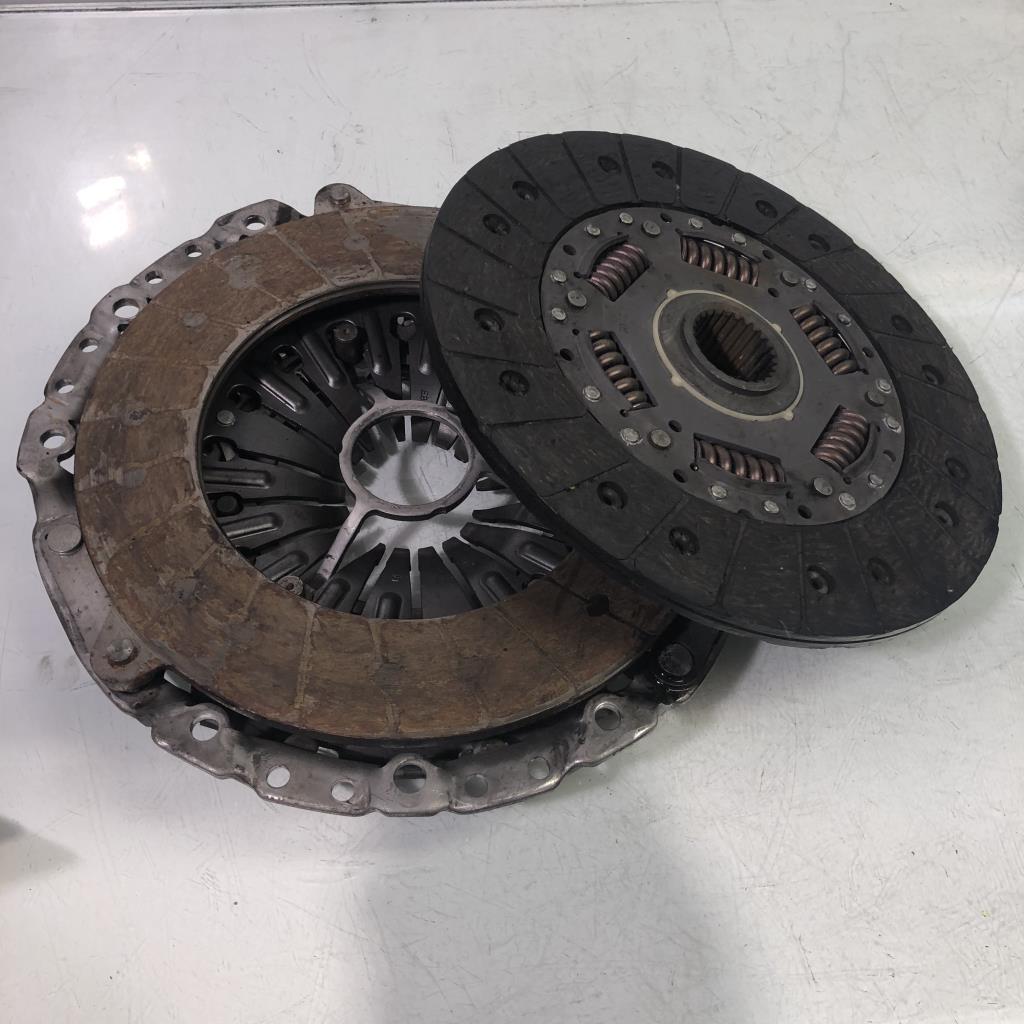 Embrayage BMW SERIE 5 E60 PHASE 1 Diesel - 1