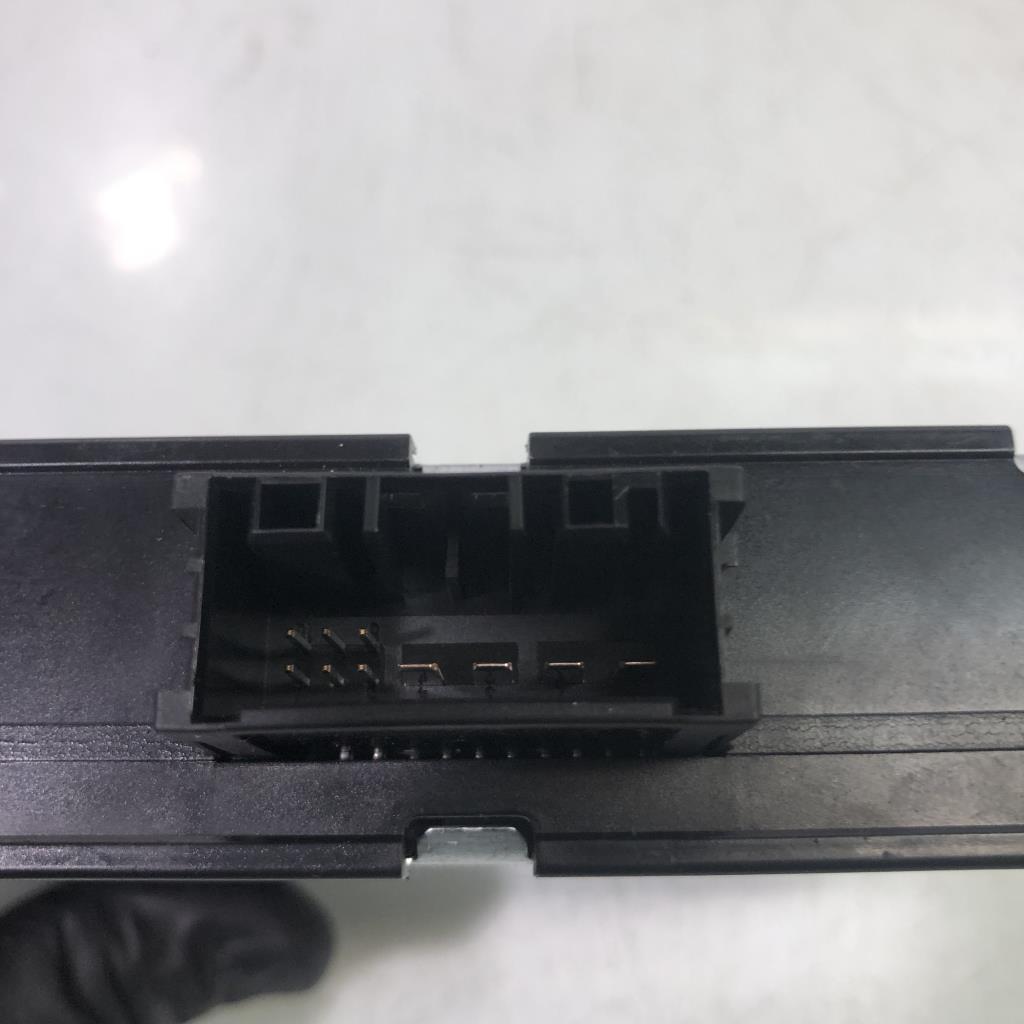 Calculateur MINI MINI 2 R56 PHASE 1 Essence - 1