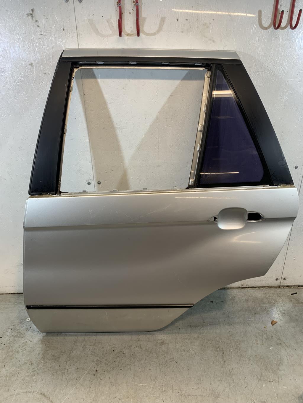 Puerta trasera izquierda BMW X5 E53  - 1
