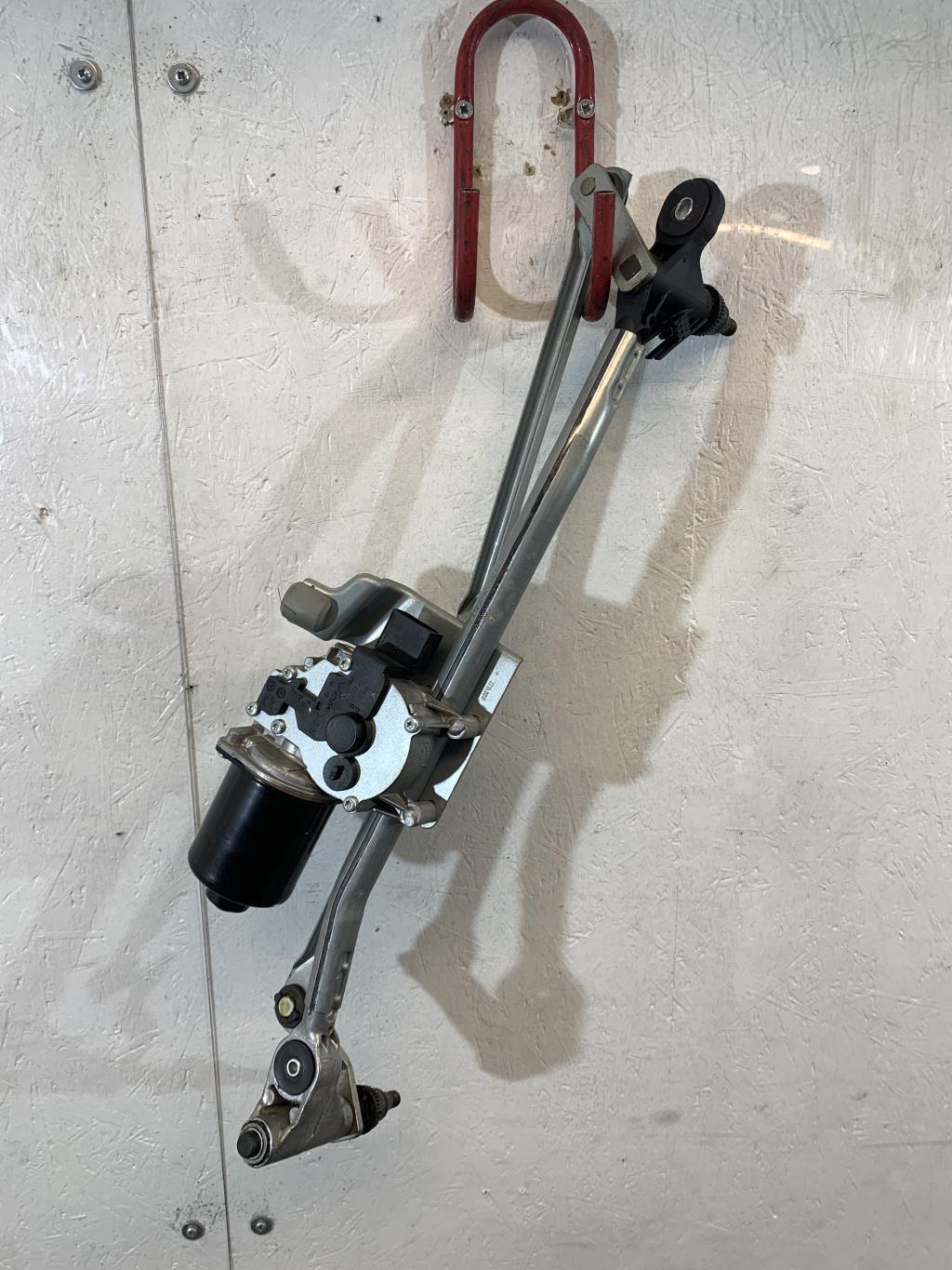Mecanisme essuie glace avant BMW SERIE 1 E87 PHASE 2 Diesel - 1