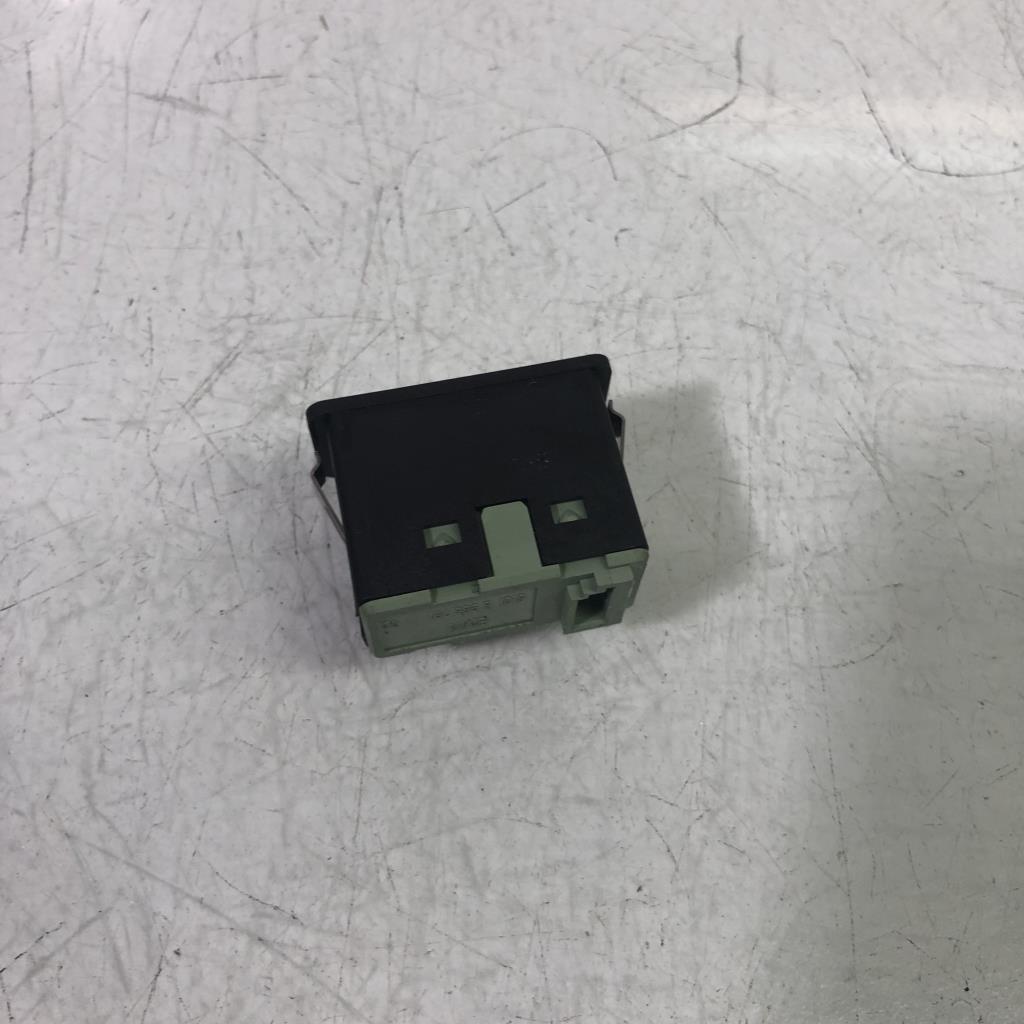 Prise port USB BMW SERIE 5 E60 PHASE 2 Diesel - 1