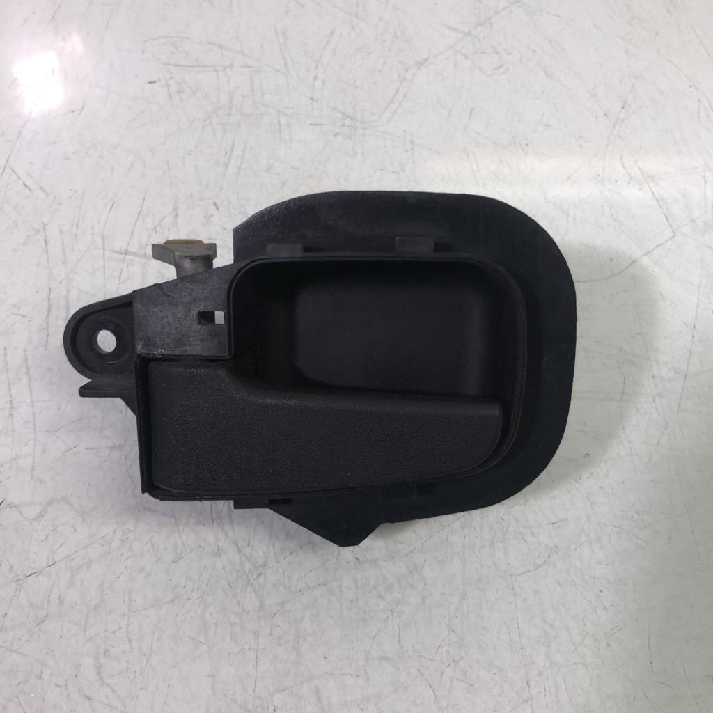 Maniglia interna anteriore sinistra BMW SERIE 3 E36 TOURING BREAK Diésel - 1