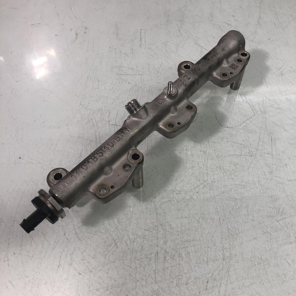 Rampe injection MINI MINI 3 F55 PHASE 1 Essence - 1