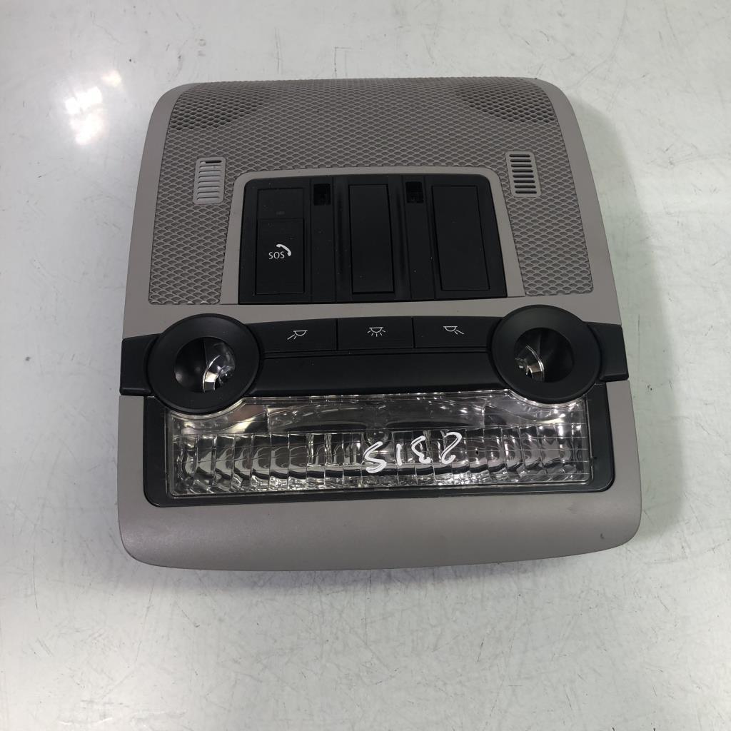 Eclairage de plafonnier BMW X6 E71 PHASE 1 Diesel - 1