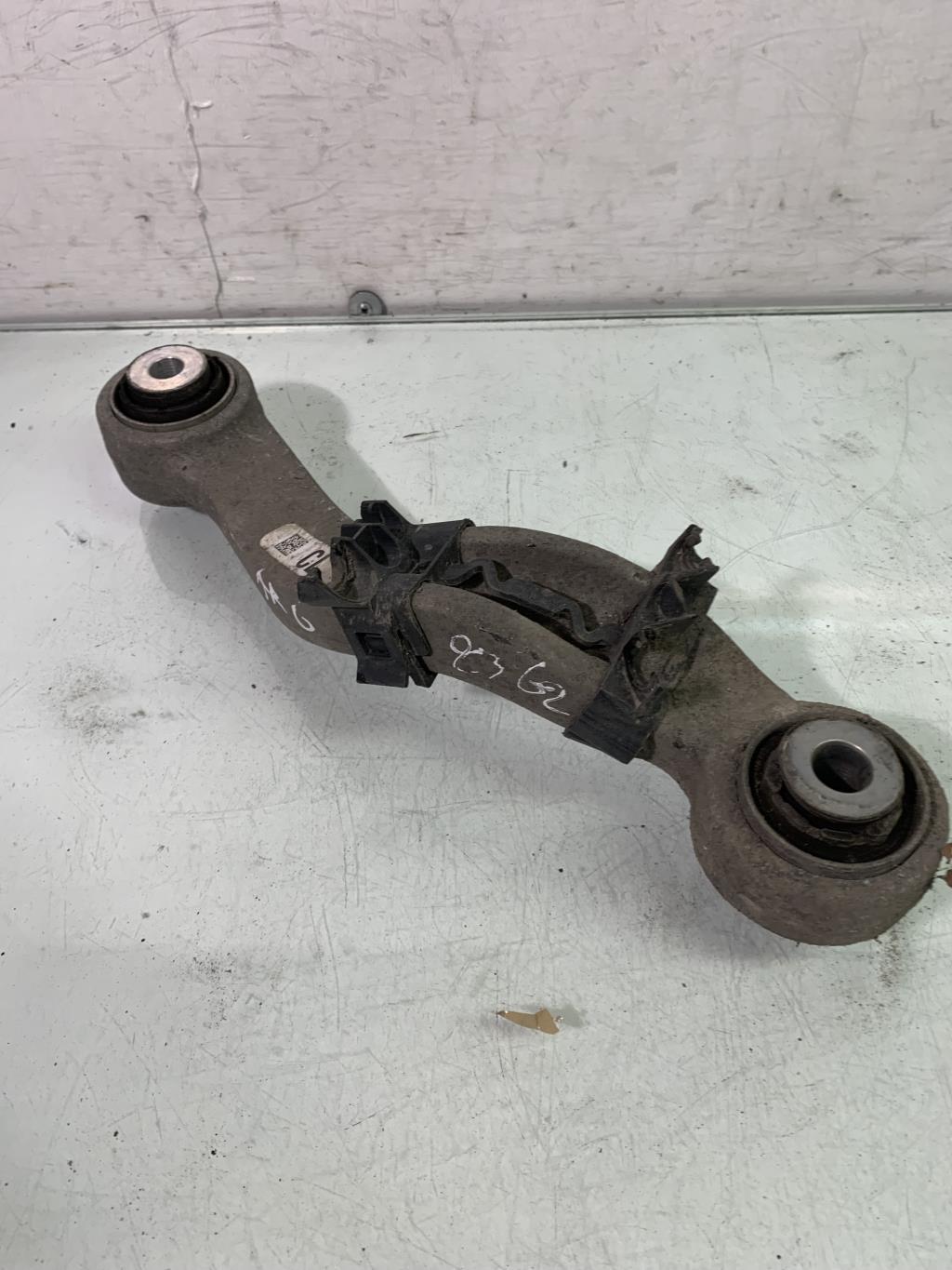 Braccio sospensione superiore posteriore sinistro BMW SERIE 5 F10 PHASE 1 Gasolina - 1
