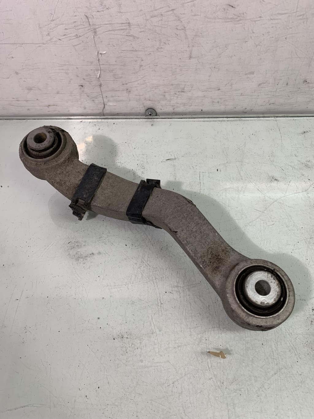 Braccio sospensione superiore posteriore destro BMW SERIE 5 F10 PHASE 1 Gasolina - 1