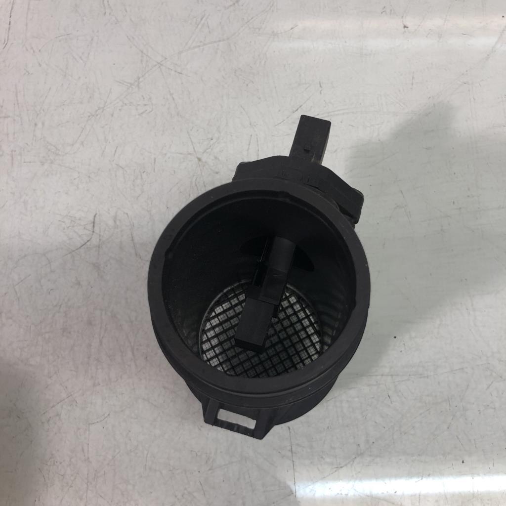 Debitmetre BMW SERIE 3 E46 COUPE PHASE 1 Essence - 1