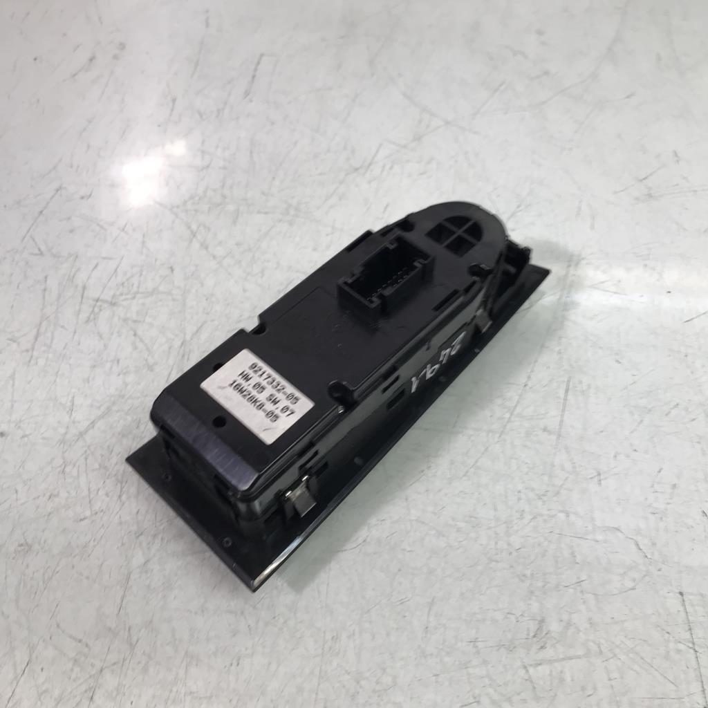 Interruttore lavacristalli anteriore sinistro BMW SERIE 3 E90 PHASE 1 Diésel - 1