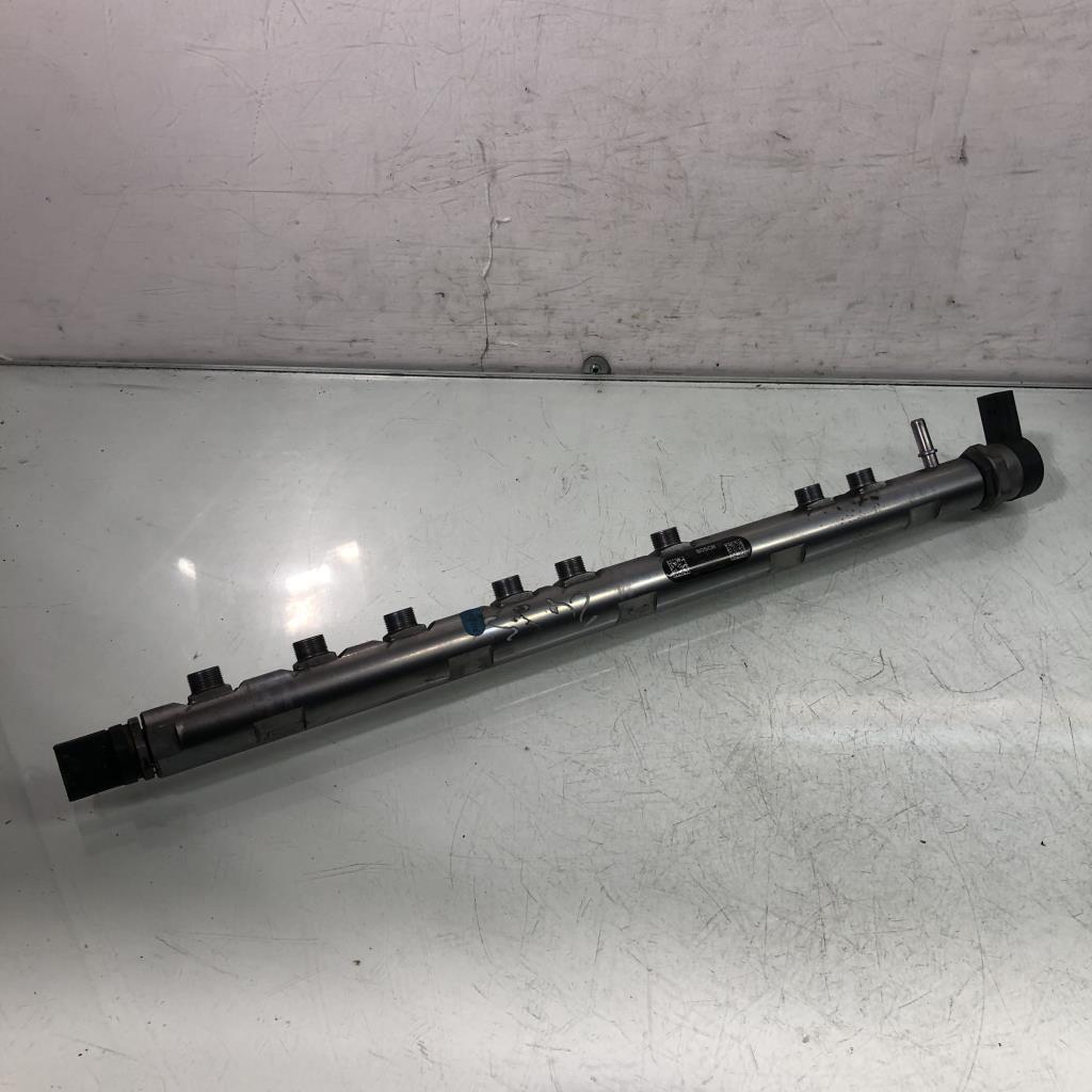Rampe injection BMW SERIE 3 E90 PHASE 2 Diesel - 1