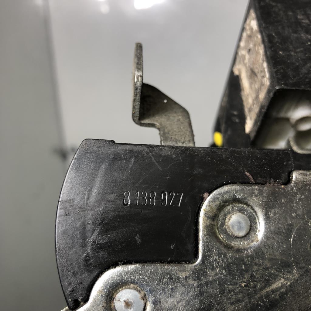 Serrure arriere gauche BMW SERIE 5 E34  - 1