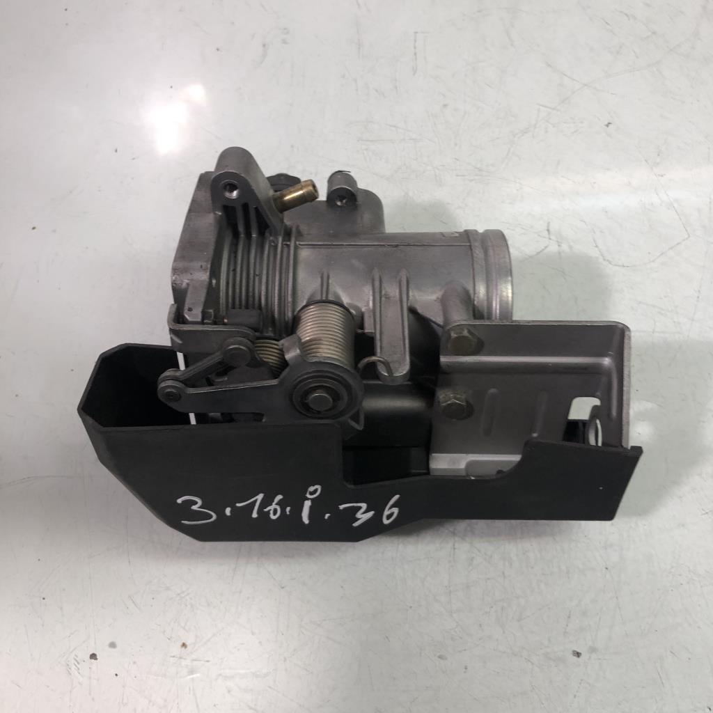 Boitier papillon BMW SERIE 3 E36 COUPE Essence - 1