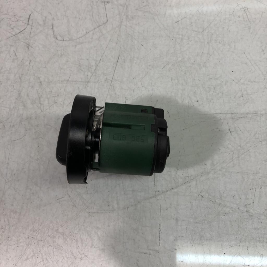 Bouton/Interrupteur BMW SERIE 5 E39 TOURING PHASE 1 BREAK Diesel - 1