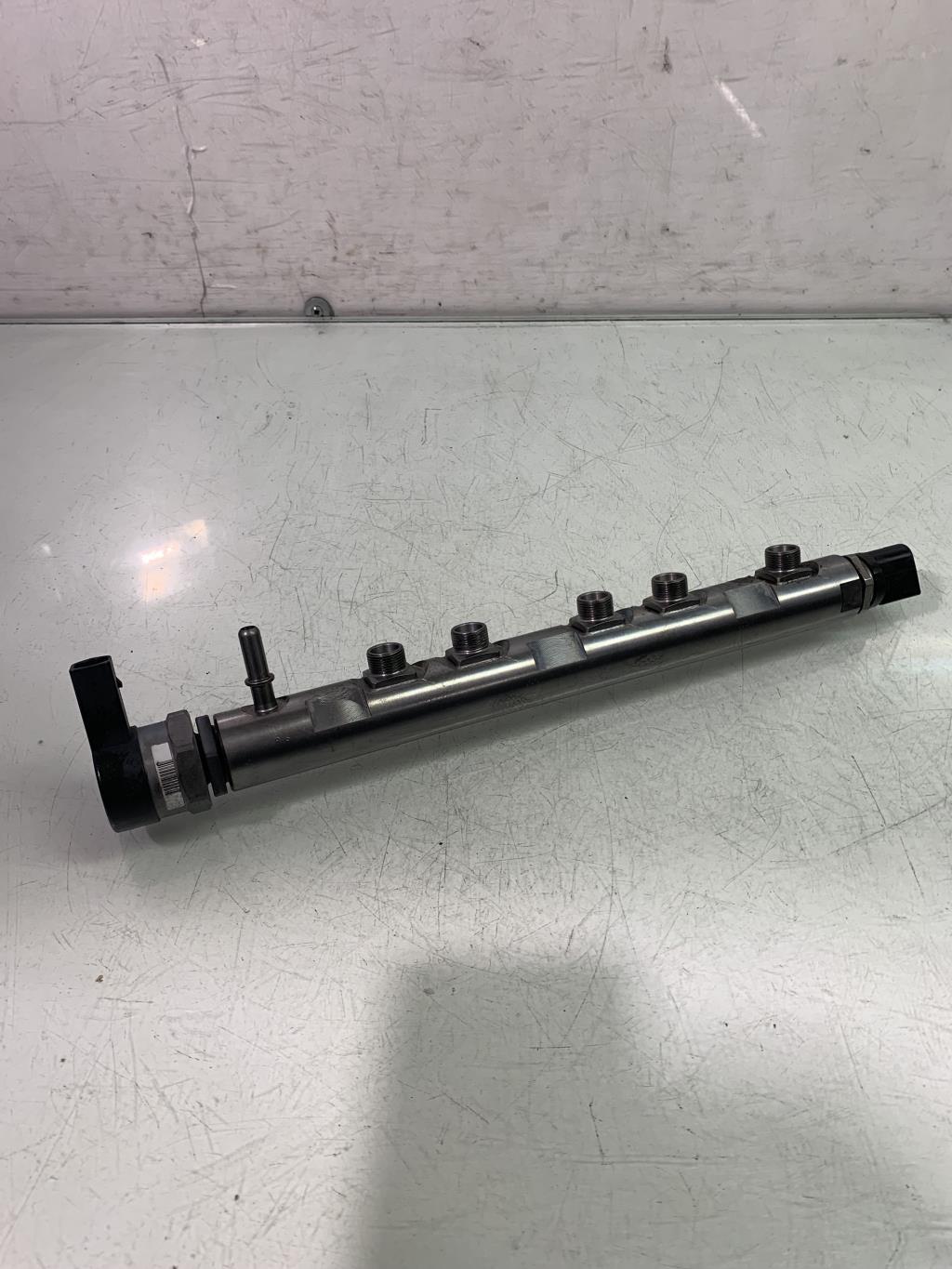 Rampe injection BMW X1 E84 PHASE 2 Diesel - 1