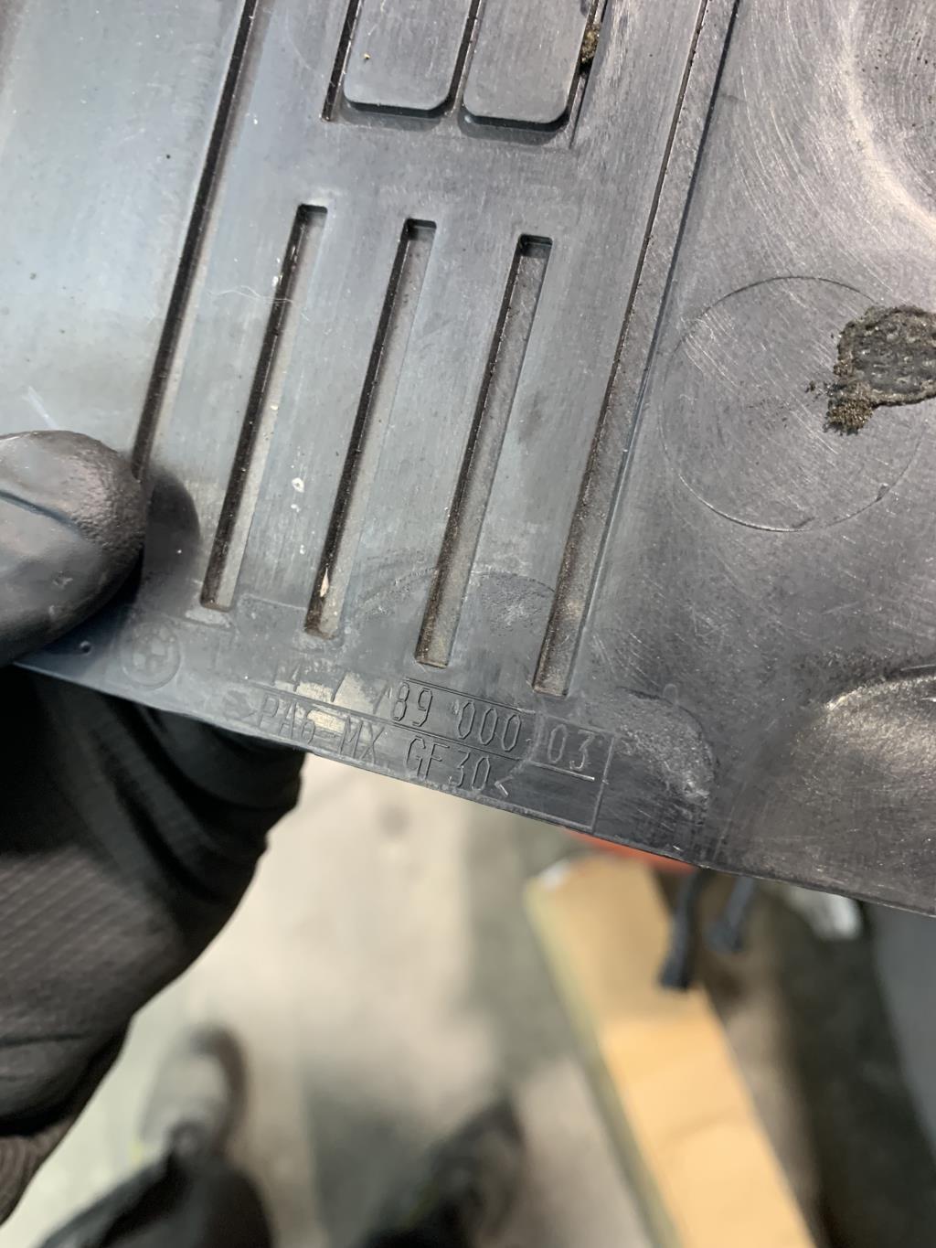 Cache moteur  BMW X3 E83 PHASE 2 Diesel - 1