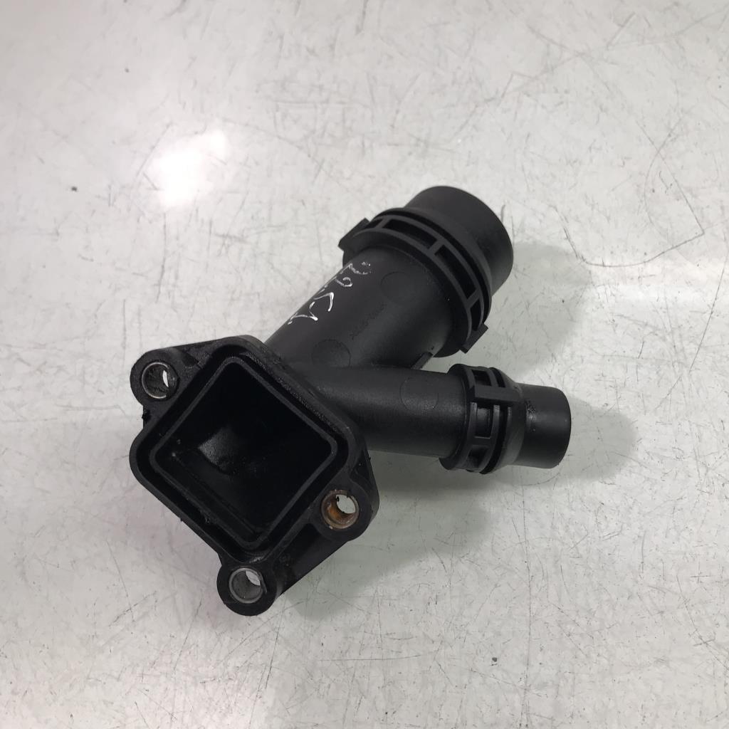 Boitier eau BMW SERIE 3 E46 PHASE 1 Diesel - 1