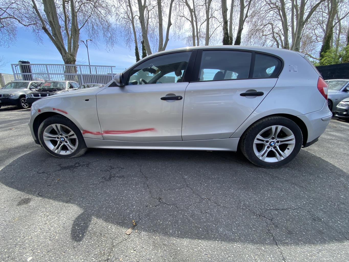 Vitre avant gauche BMW SERIE 1 E87 PHASE 1 Essence - 1