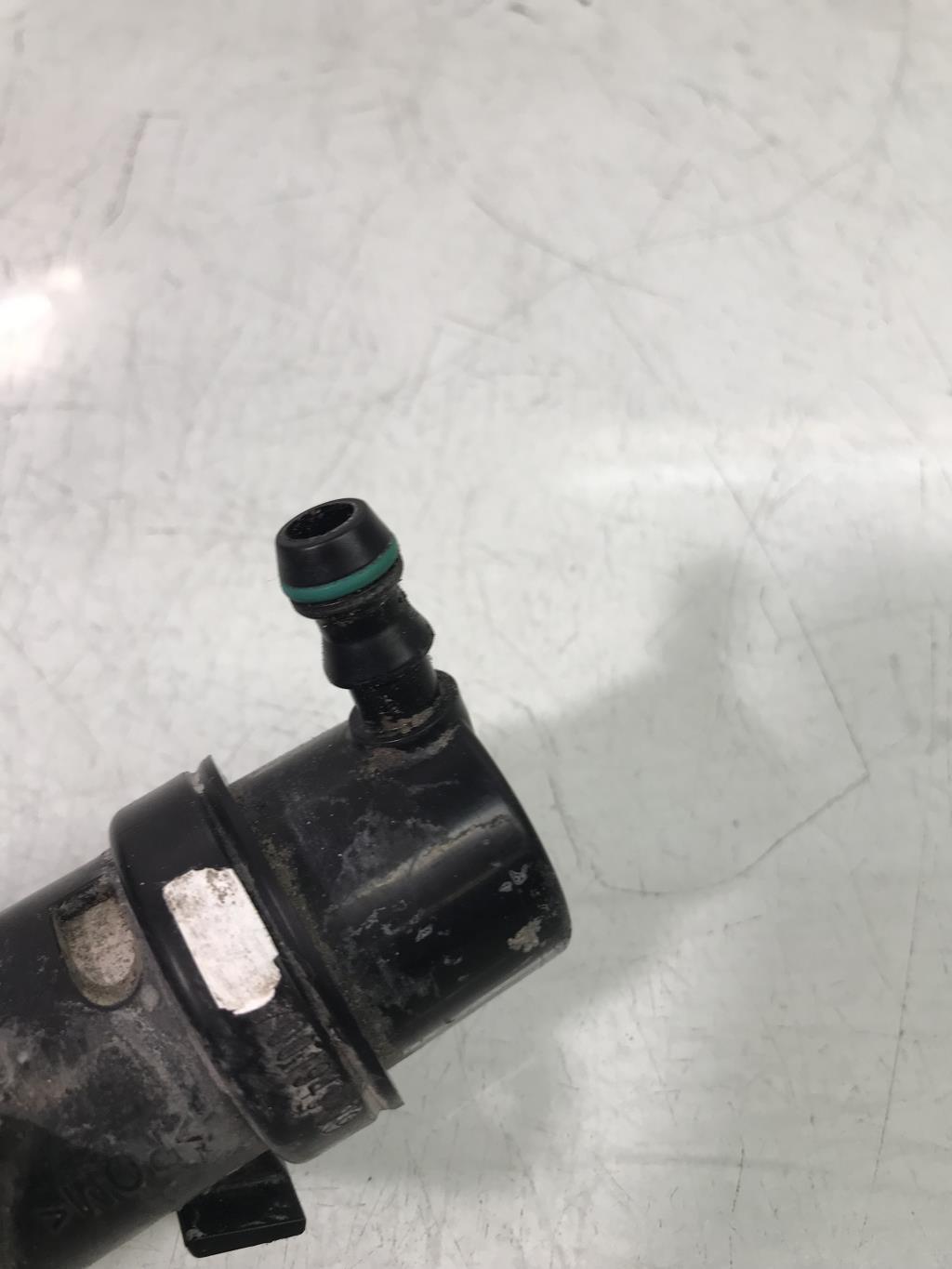 Gicleur lave glace BMW SERIE 1 E87 PHASE 2 Diesel - 1