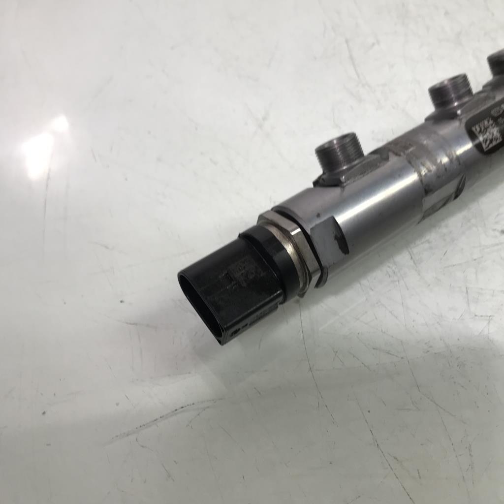 Rampe injection BMW SERIE 3 E90 PHASE 2 Diesel - 1