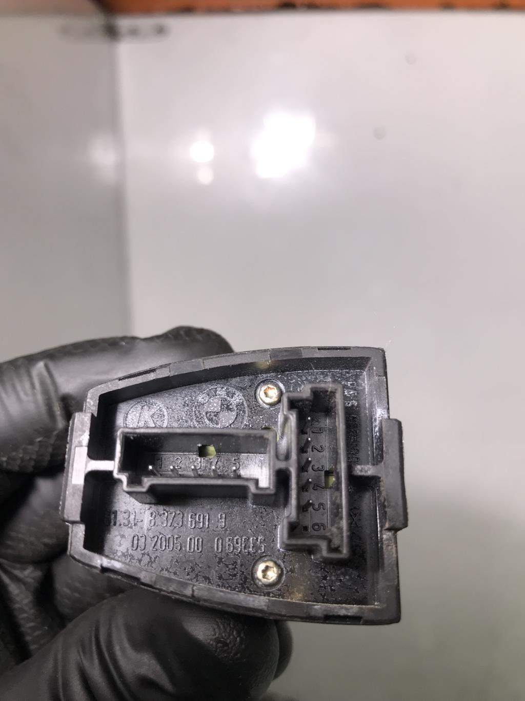 Bouton/Interrupteur BMW SERIE 3 E46 PHASE 1 Essence - 1