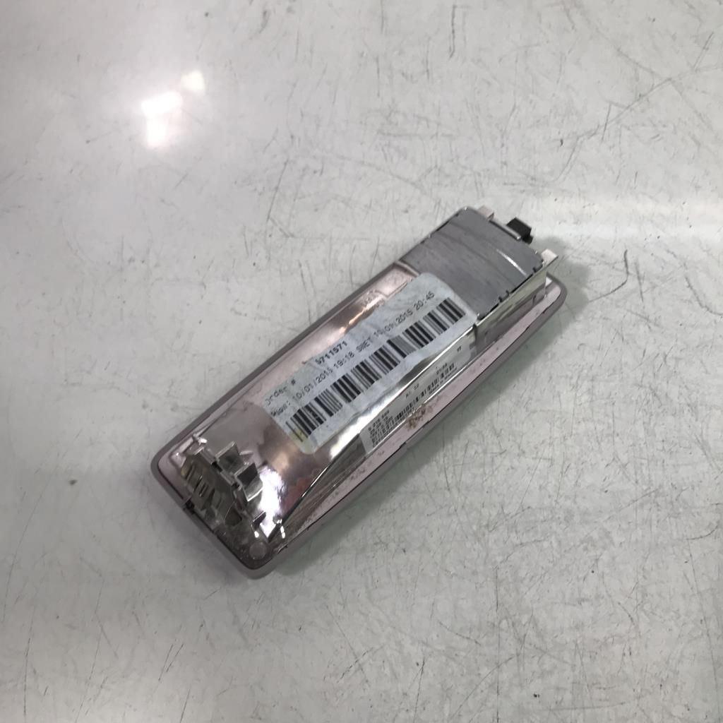 Eclairage de plafonnier BMW X3 F25 PHASE 2 Diesel - 1