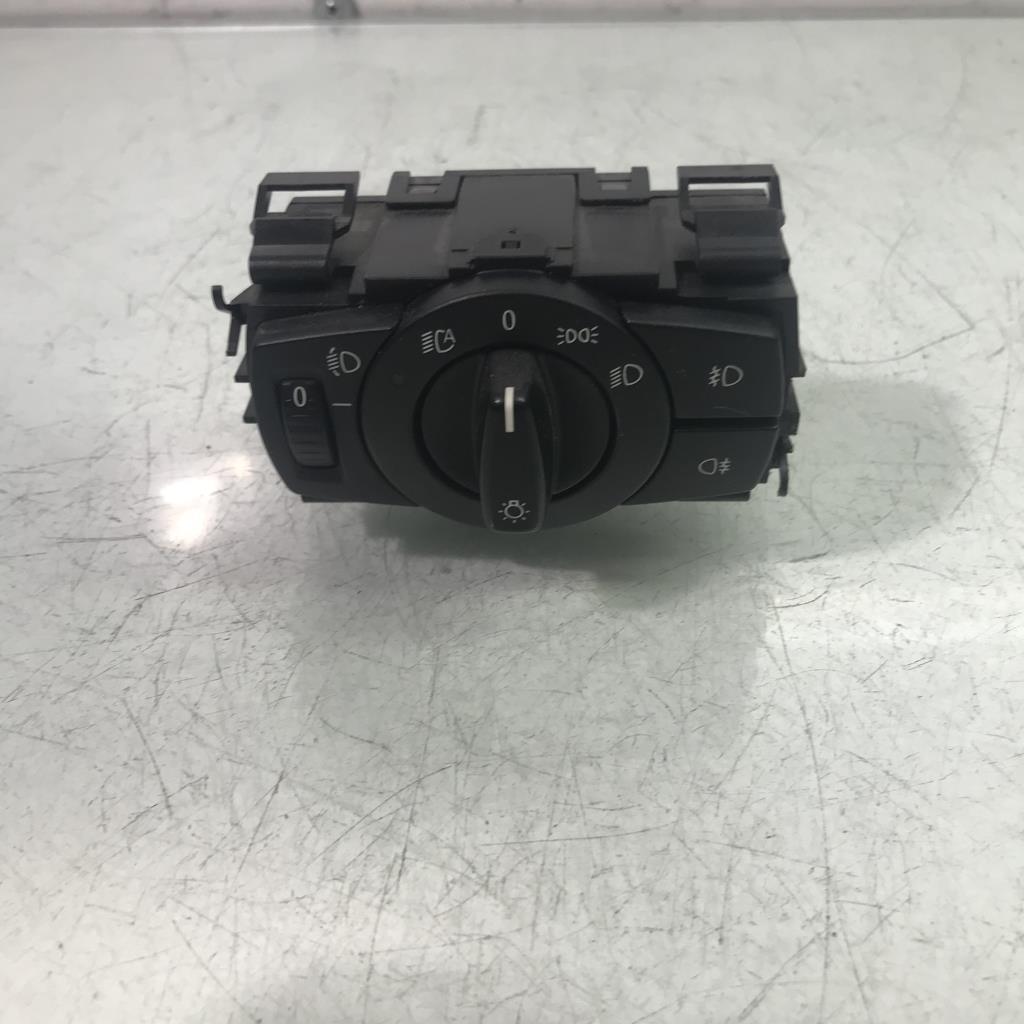 Commande de phare BMW SERIE 1 E87 PHASE 1 Diesel - 1