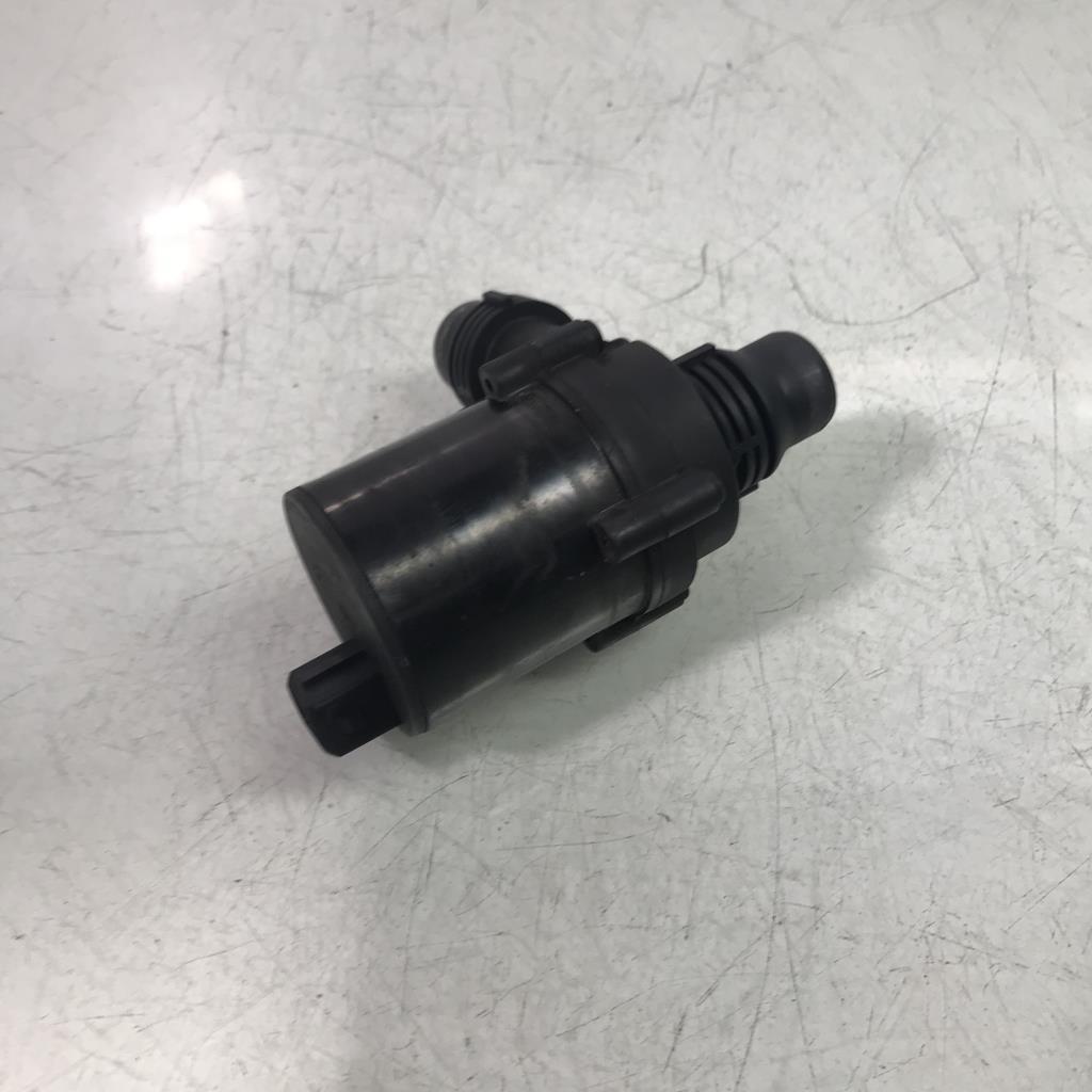 Pompe à eau BMW SERIE 5 E60 PHASE 2 Diesel - 1