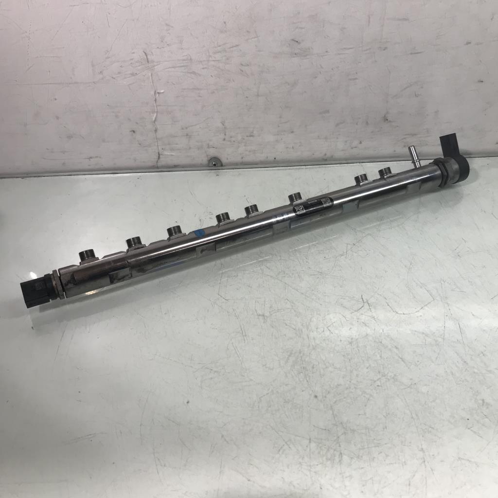 Collettore iniezione BMW X3 F25 PHASE 1 Diésel - 1